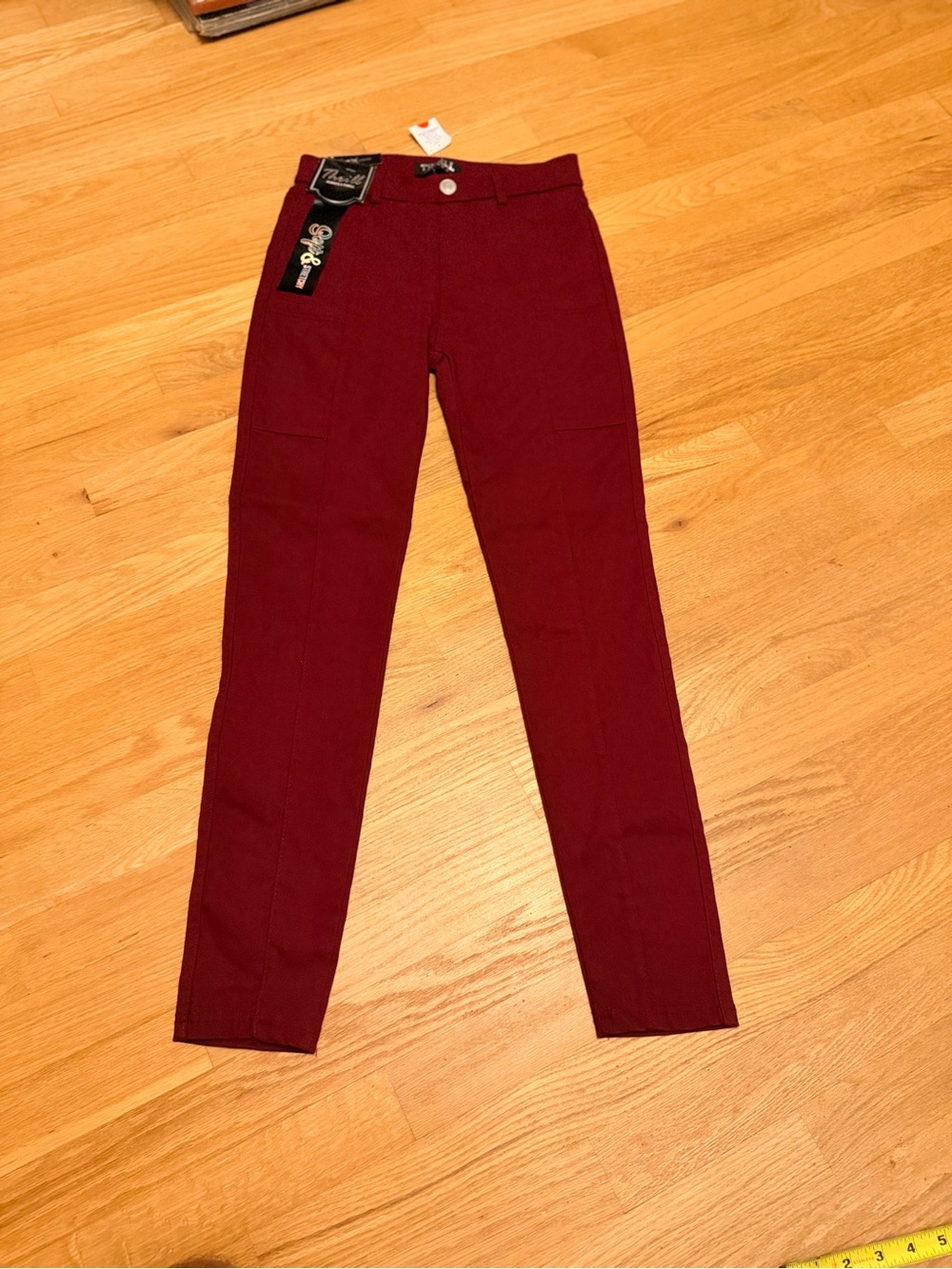 NEW Ladies Size Medium "Thrill" Burgundy Skinny Pants NEW with Tags